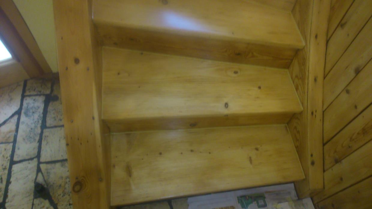 Renowacja schodów drewnianych (ul. Chopina)